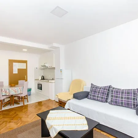 Apartment Marinko *