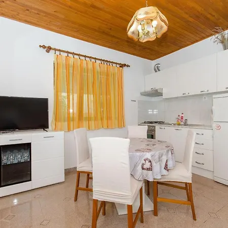 Marinko Apartment