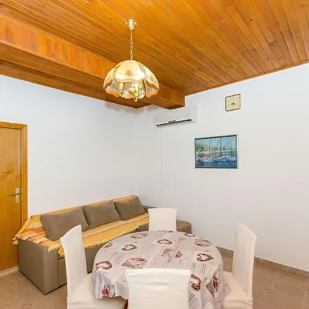 Marinko Apartment *