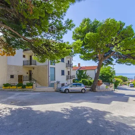 Marinko Apartment Makarska