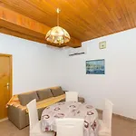 Marinko Apartment *