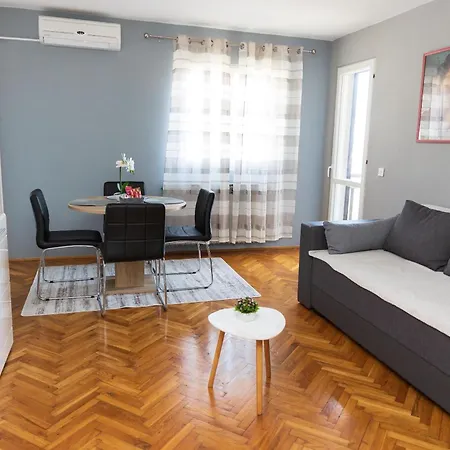Marinko Apartment *