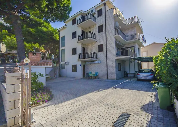 Marinko * Макарська